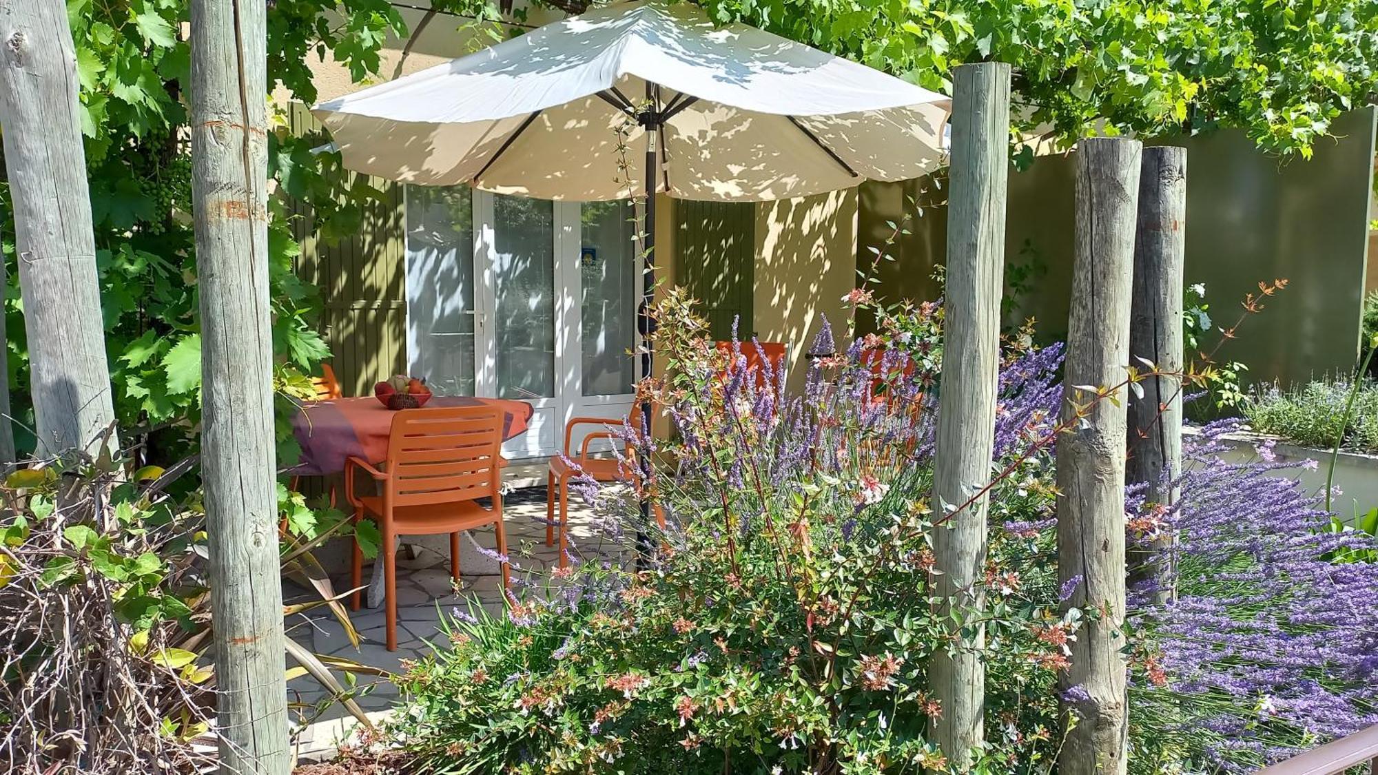 Les Lavandins-Gite Frederic Saint-Remy-de-Provence Bagian luar foto